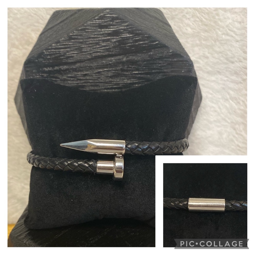 *NEW* Men’s Stainless Steel & Leather Bracelet